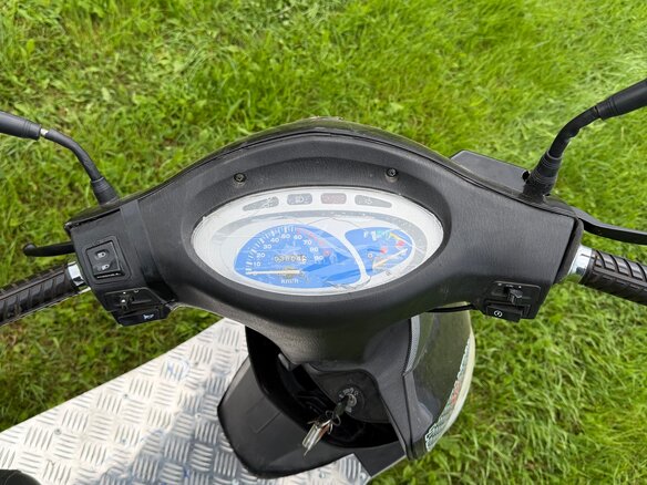 2008 Atlant 50cc, чёрный, 30000 рублей - вид 5