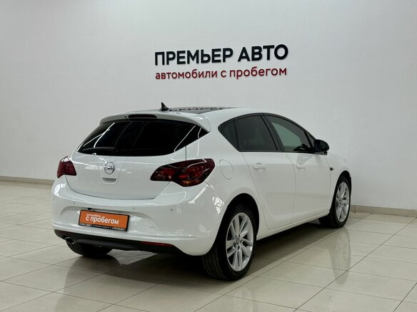 2011 Opel Astra J, белый, 615000 рублей - вид 5