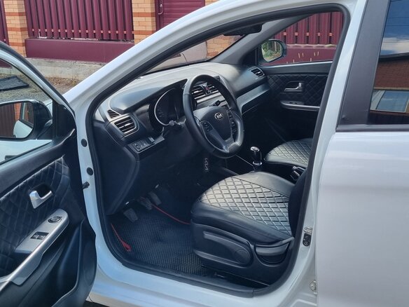 2016 Kia Rio III Рестайлинг, белый, 790000 рублей - вид 27