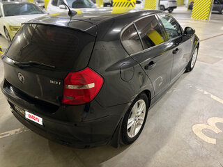2011 BMW 1 серии 118i I (E81/E82/E87/E88) Рестайлинг, чёрный, 770000 рублей, вид 4