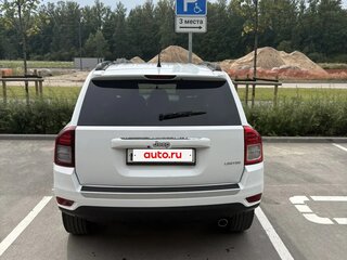 2013 Jeep Compass I Рестайлинг 2, белый, 1300000 рублей, вид 4