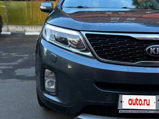 2014 Kia Sorento II Рестайлинг, зелёный, 1850000 рублей, вид 3