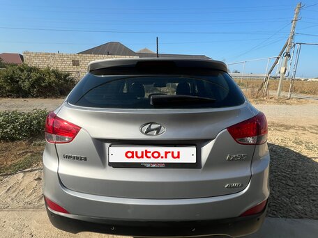 2011 Hyundai ix35 I, серебристый, 995000 рублей, вид 5