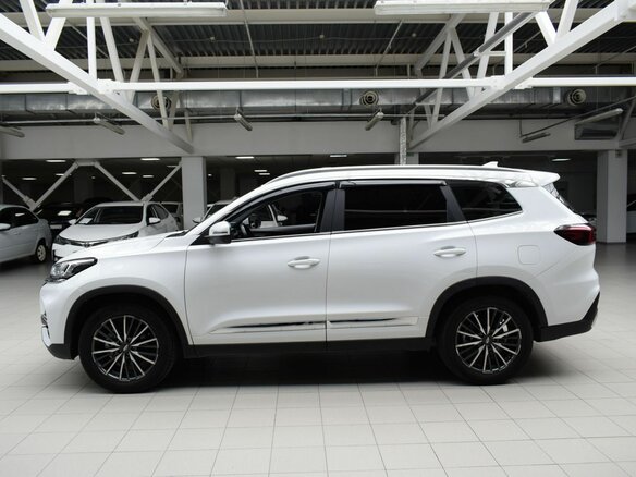 2024 Chery Tiggo 8 I Рестайлинг, белый - вид 3