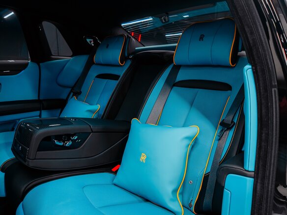 2025 Rolls-Royce Ghost Black Badge II Рестайлинг (Series II), чёрный, 46000000 рублей - вид 31
