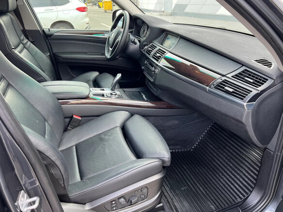 2013 BMW X5 35i II (E70) Рестайлинг, серый, 2090000 рублей - вид 13