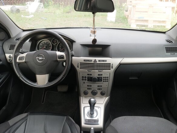 2008 Opel Astra GTC H Рестайлинг, бежевый - вид 8