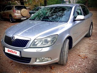 2012 Skoda Octavia II (A5) Рестайлинг, серебристый, 1100000 рублей, вид 1