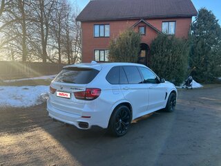 2013 BMW X5 M50d III (F15), белый, 3150000 рублей, вид 5