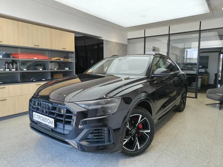 Audi Q8 I (4M)