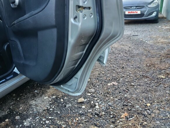 2012 Nissan Note I Рестайлинг, серый - вид 19