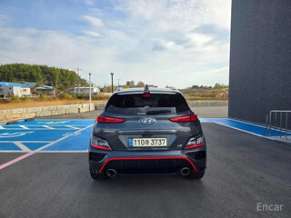 2022 Hyundai Kona I Рестайлинг, серый, 1699000 рублей, вид 5