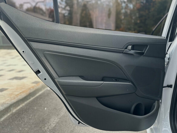 2019 Hyundai Elantra Sport VI (AD) Рестайлинг, белый - вид 28