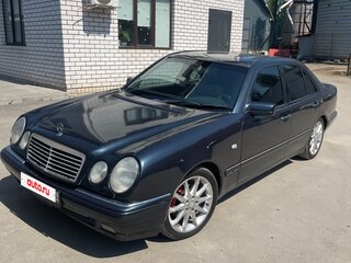 1997 Mercedes-Benz E-Класс 230 II (W210, S210), синий, 449990 рублей, вид 1