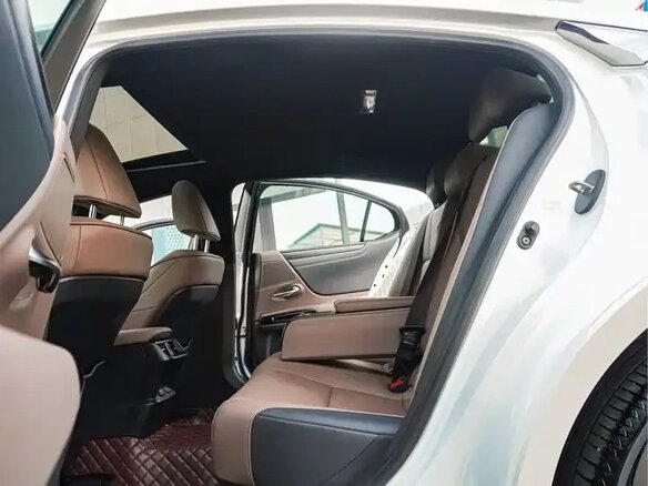 2024 Lexus ES 200 VII Рестайлинг, белый, 4633000 рублей - вид 25