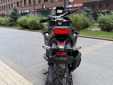 2026 Honda X-ADV, чёрный, 1600000 рублей, вид 5