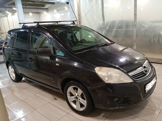 2010 Opel Zafira B Рестайлинг, чёрный, 480000 рублей, вид 3