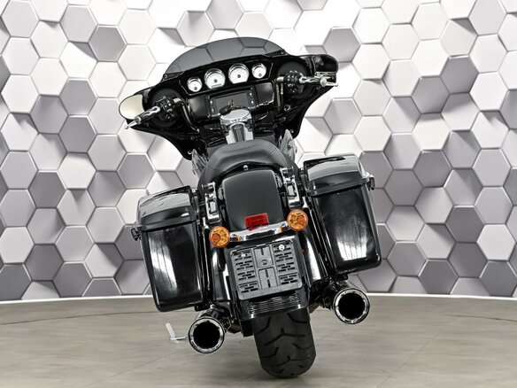 2016 Harley-Davidson Street Glide Special, чёрный, 1777000 рублей - вид 5