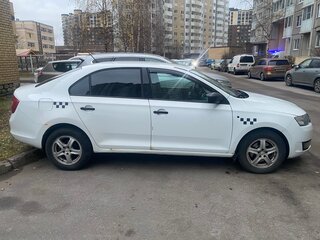 2015 Skoda Rapid I, белый, 750000 рублей, вид 4