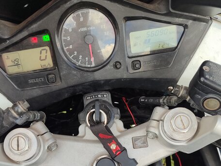 2005 Honda VFR 800, белый, 410000 рублей, вид 4
