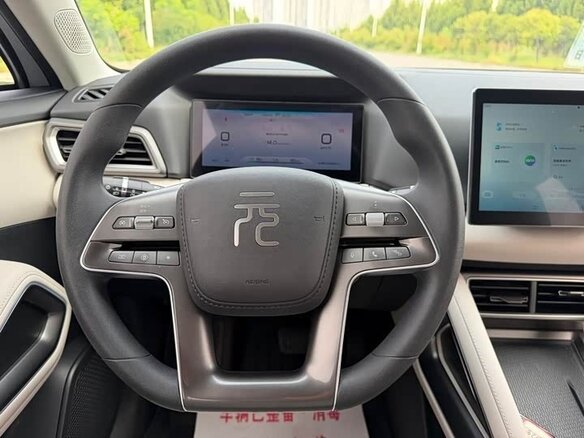 2024 BYD Yuan Pro (47 kWh) I Рестайлинг 2 (Pro), серебристый, 1900600 рублей - вид 9