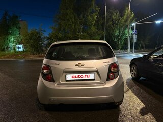 2013 Chevrolet Aveo II, серебристый, 650000 рублей, вид 5