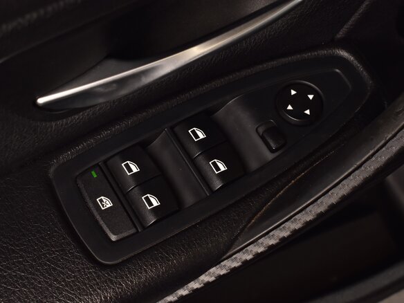 2014 BMW 3 серии 320i VI (F3x), чёрный, 1250000 рублей - вид 14