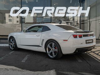2013 Chevrolet Camaro V, белый, 2199000 рублей, вид 2