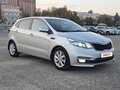 2015 Kia Rio III Рестайлинг, серебристый - вид 1