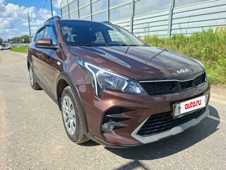 2022 Kia Rio X IV Рестайлинг, коричневый, 1615000 рублей, вид 3