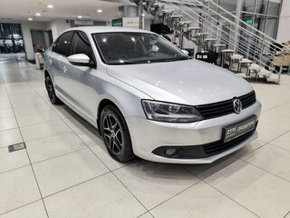 2012 Volkswagen Jetta VI, серебристый, 830000 рублей, вид 3