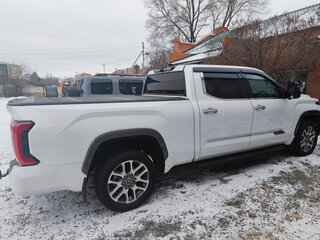 2022 Toyota Tundra Double Cab III, белый, 7800000 рублей, вид 2