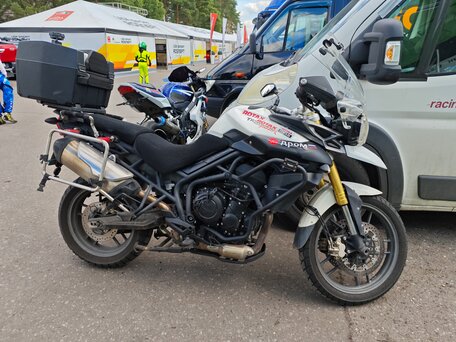 2014 Triumph Tiger 800, белый, 600000 рублей, вид 3