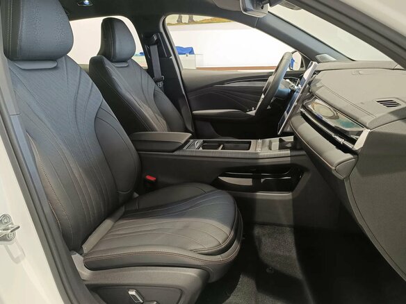 2025 Geely Preface I, белый, 3434990 рублей - вид 6