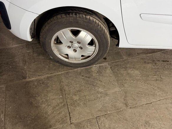 2012 Renault Kangoo II, белый, 750000 рублей - вид 18