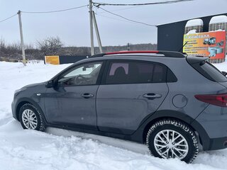 2021 Kia Rio X IV Рестайлинг, серый, 1900000 рублей, вид 5