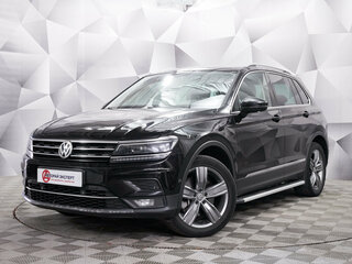 2018 Volkswagen Tiguan II, чёрный, 2462000 рублей, вид 1