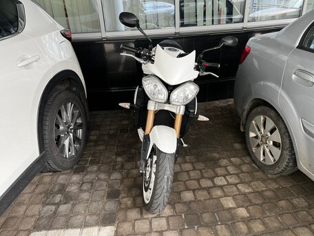 2014 Triumph Speed Triple, белый, 500000 рублей, вид 1