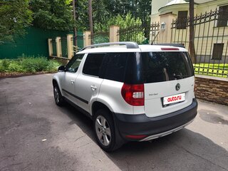 2012 Skoda Yeti I, белый, 850000 рублей, вид 5