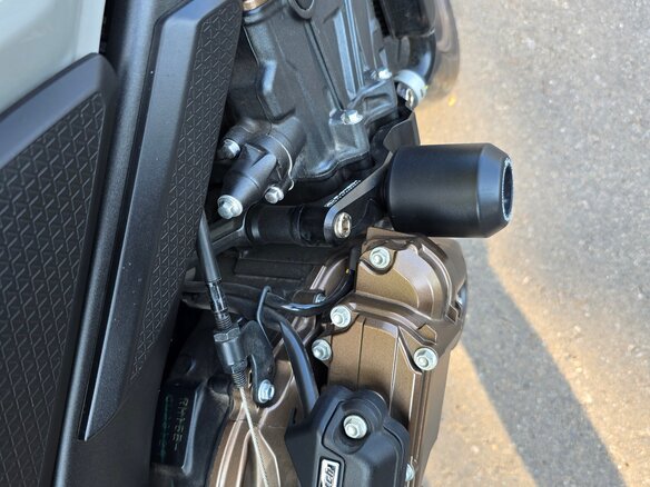 2025 Honda CB 650R, серый, 1600000 рублей - вид 16