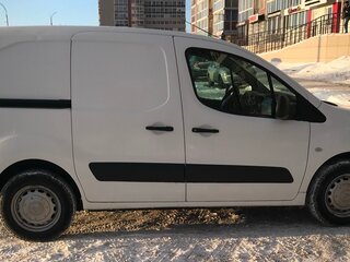 2013 Citroen Berlingo II Рестайлинг, белый, 699000 рублей, вид 3