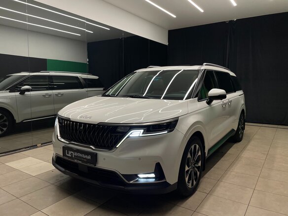 2022 Kia Carnival IV, белый, 3700000 рублей - вид 2