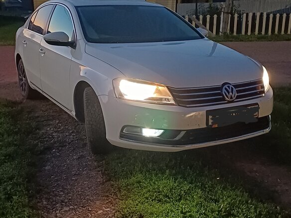 2012 Volkswagen Passat B7, белый - вид 13