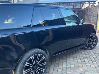 2022 Land Rover Range Rover P530 MHEV Long V, чёрный, 16800000 рублей, вид 2