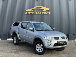 2013 Mitsubishi L200 IV Рестайлинг, серебристый, 1750000 рублей, вид 1