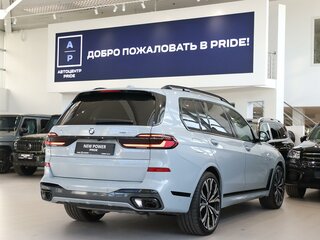 2025 BMW X7 40d I (G07) Рестайлинг, серый, 16300000 рублей, вид 4