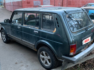 2013 Lada (ВАЗ) 2131 (4x4) 213105 I, зелёный, 3000000 рублей, вид 3