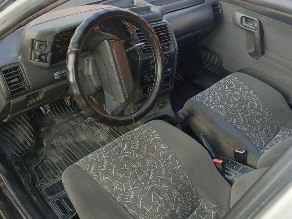 2003 Lada (ВАЗ) 2110, серебристый, 260000 рублей - вид 8