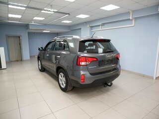 2014 Kia Sorento II Рестайлинг, серый, 1899000 рублей, вид 5
