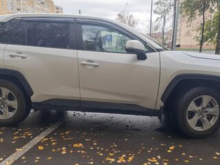 2025 Toyota RAV4 V (XA50), белый, 3550000 рублей, вид 5
